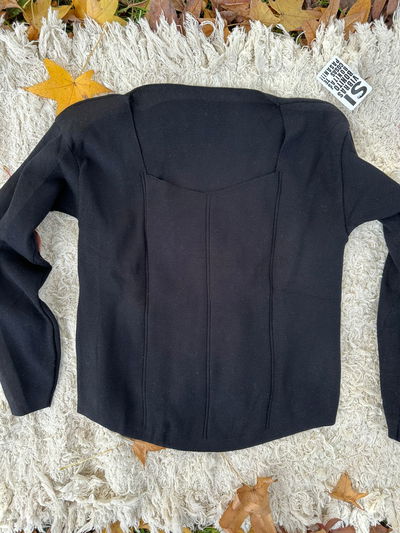 SWEATER BREMER CUELLO CUADRADO 