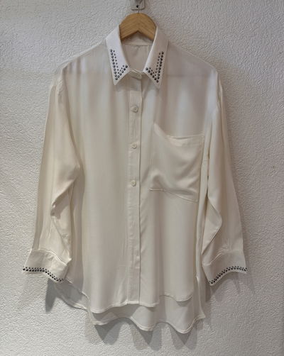 CAMISA OVER TACHAS