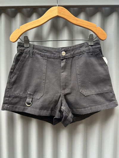 SHORT GABARDINA NEGRO