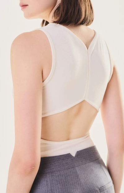 MUSCULOSA ESPALDA ABIERTA