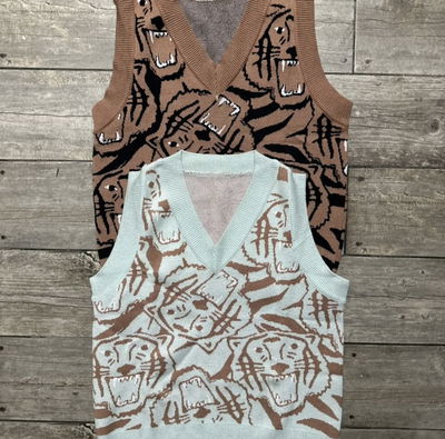 MUSCULOSA TEJIDA CON LYCRA TIGRE