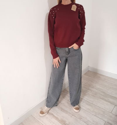 SWEATER DE LANA CON TACHAS 