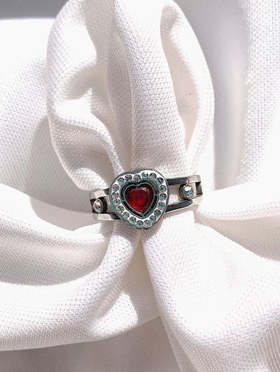 Anillo corazón: rojo