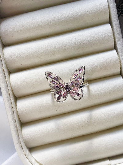 Anillo mariposa fancy: rosa