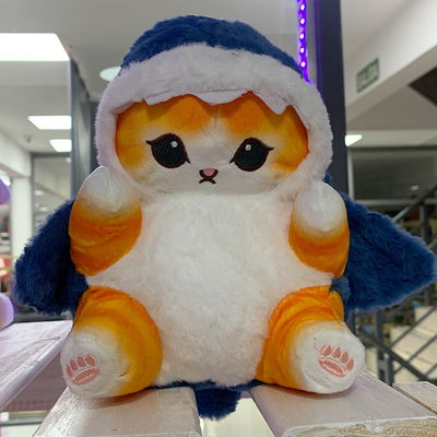 Peluche gatito naranja tiburón 