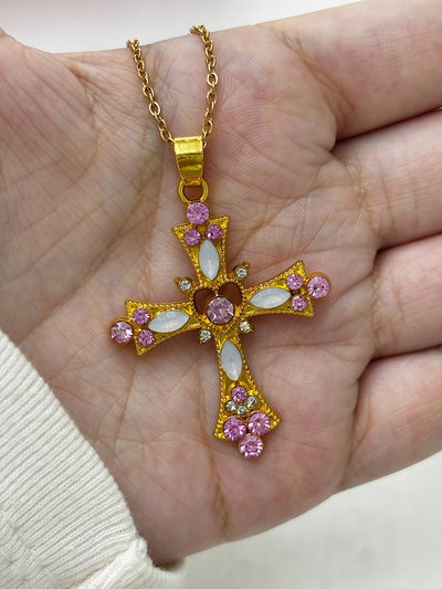 Collar Cruz: Blanco y Rosa (golden)