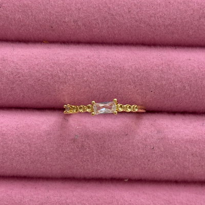 Anillo PROMO: mini piedrita dorada 