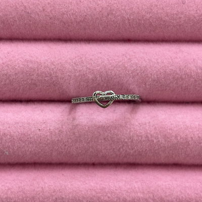 Anillo PROMO: mini corazón plateado