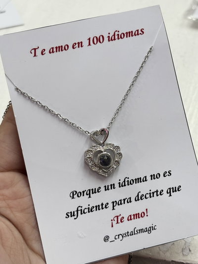 Collar te amo en 100 idiomas: heart
