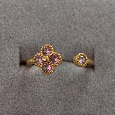 Anillo trébol rosa - regulable 