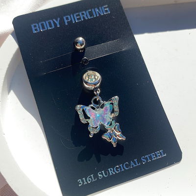 Piercing ombligo: doble mariposa 