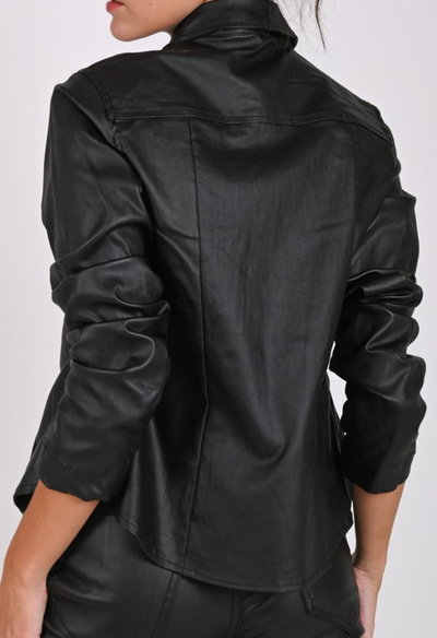 Camisa Engomada Versátil