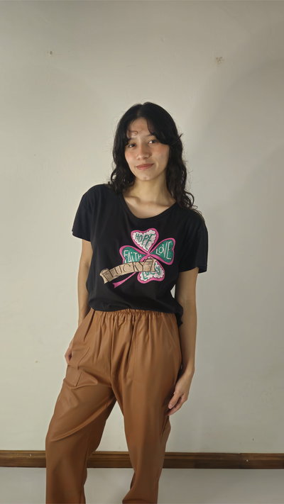 Remera Lucky