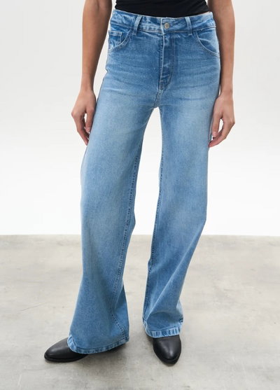 Jean Loose