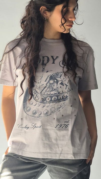 Remera Gris "Giddy up"