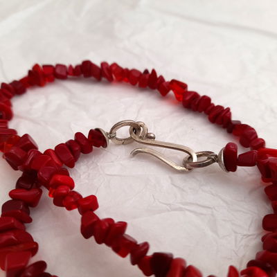 Collar Coral rojo