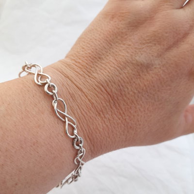 Pulsera infinito