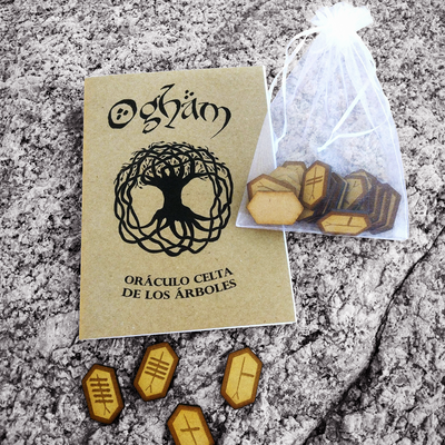 Ogham Celta de mdf con bolsa y manual