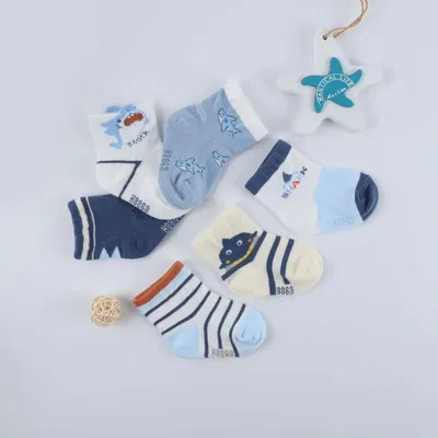 Medias Pack x3un talle 6meses Tiburones