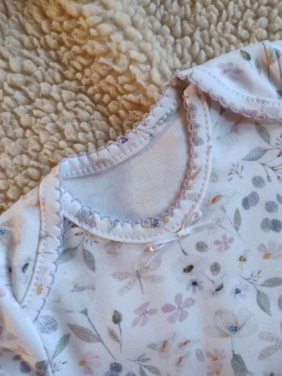 Set Body y Babucha Flores y Libélulas 