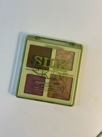Paleta silk skin ruby rose 