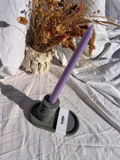 Candelabro para vela larga