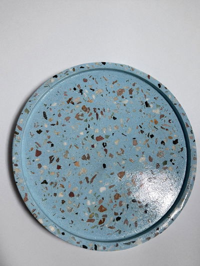 Bandeja circular 28cm en terrazzo