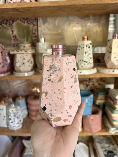 Difusor de ambientes facetado en terrazzo 🎨
