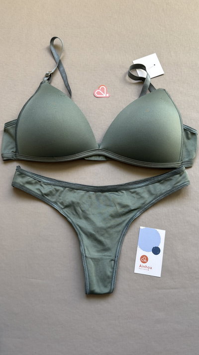 Conjunto triangulito taza soft microfibra con colaless