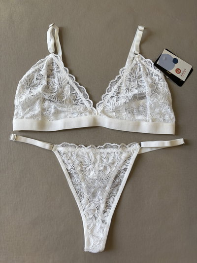 Conjunto triangulo de puntilla y tanga regulable "Uailee" Art.1006