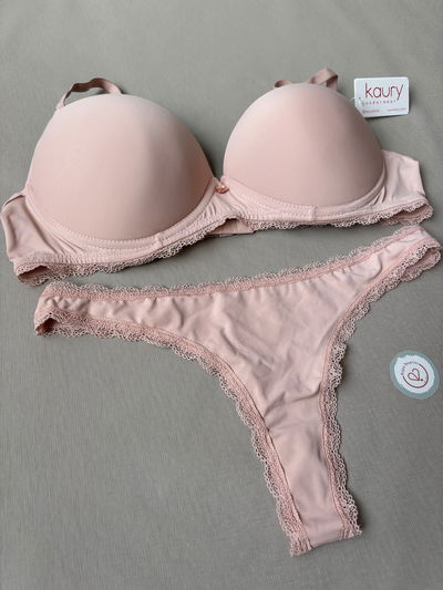 Conjunto de microfibra y puntilla taza soft push up con colaless "Kaury" Art.4790