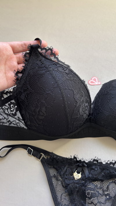 Conjunto triangulito con puntilla con less regulable Art.3125 Melifera