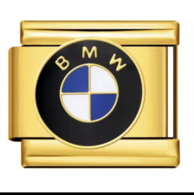 Charm BMW dorado