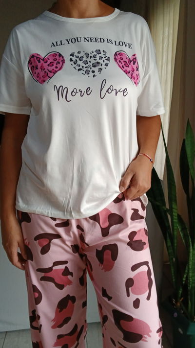 PIJAMA CORAZONES PRINT ROSA