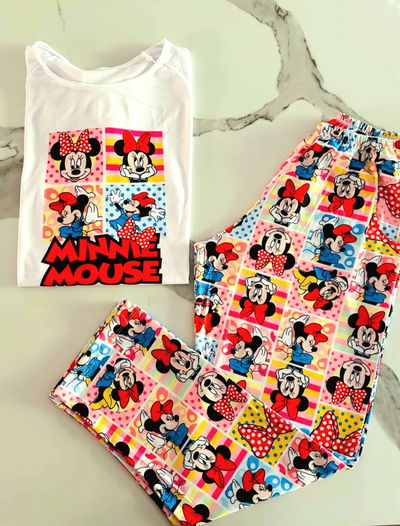 PIJAMA MINNIE CUADROS