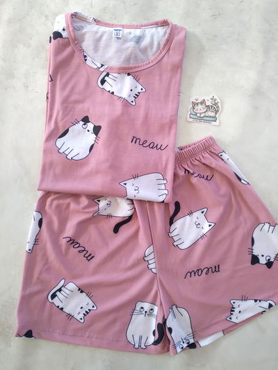 PIJAMA GATITOS ROSA GOLD
