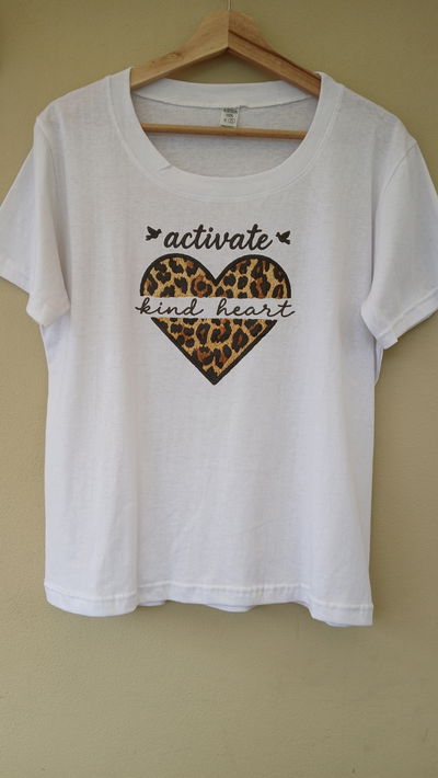 REMERA CORAZON PRINT