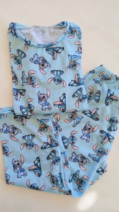 PIJAMA STITCH CELESTE 