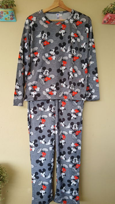 PIJAMA MICKEY MANGAS LARGAS 