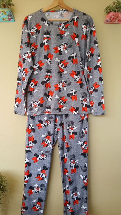 PIJAMA MINNIE MANGAS LARGAS 