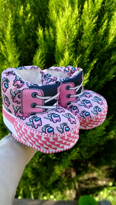 PANTUFLONES BOTITAS AMONGUS