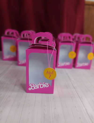 CAJITA BARBIE