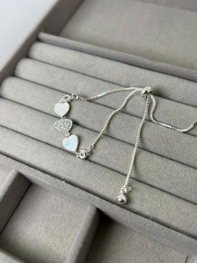 Pulsera corazones regulable