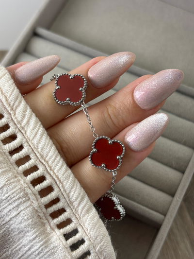Pulsera Trébol Bordo