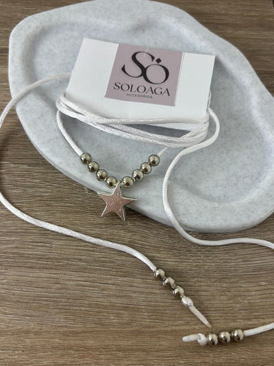 Collar seda blanco estrella