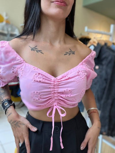 Top de broderie