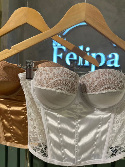 Corset de saten y encaje 