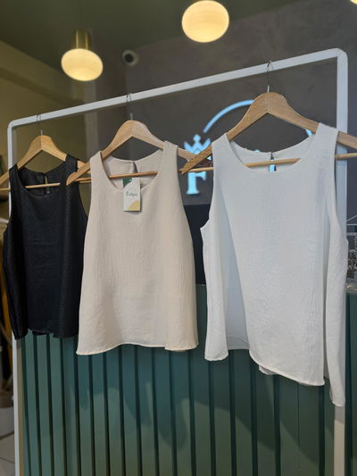 Musculosa corte americano brillo 