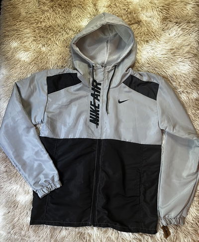 CAMPERA ROMPE VIENTO