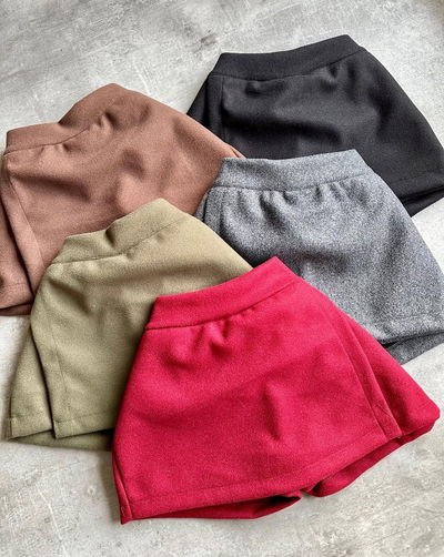 SHORT POLLERA PAÑO